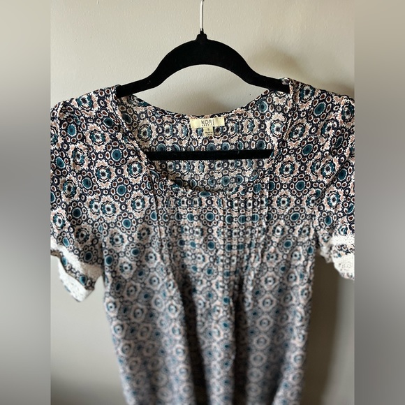 Boho Patterned Relaxed Fit Dress - Picture 5 of 5